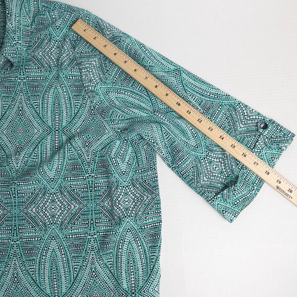 Catherines Button Front Top 3/4 Roll Tab Sleeve Womens 3X Aqua Green Geo Print - Picture 5 of 16